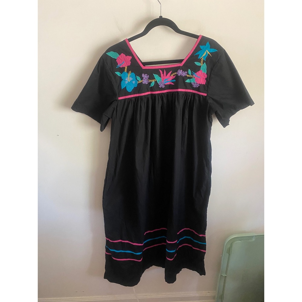 Fundamentals Black Cotton Floral Embroidered Muumuu Patio Dress Womens Medium